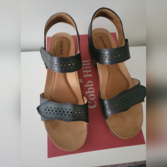 Cobb Hill May Wave Strap Sandals Size 10 Extra Wide Fit Women's - Picture 3 of 6